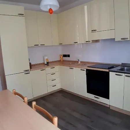 Apartment Le-z-aravi-orazio *